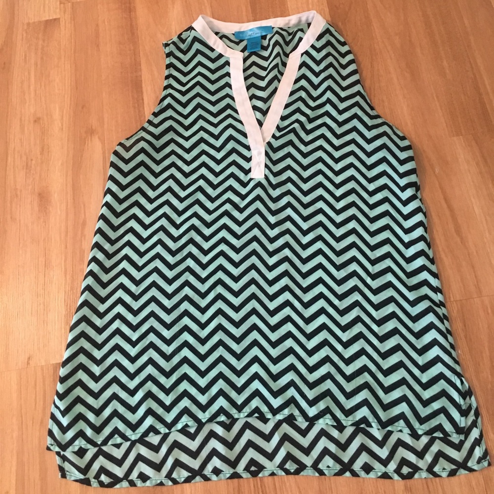 Chevron tank!