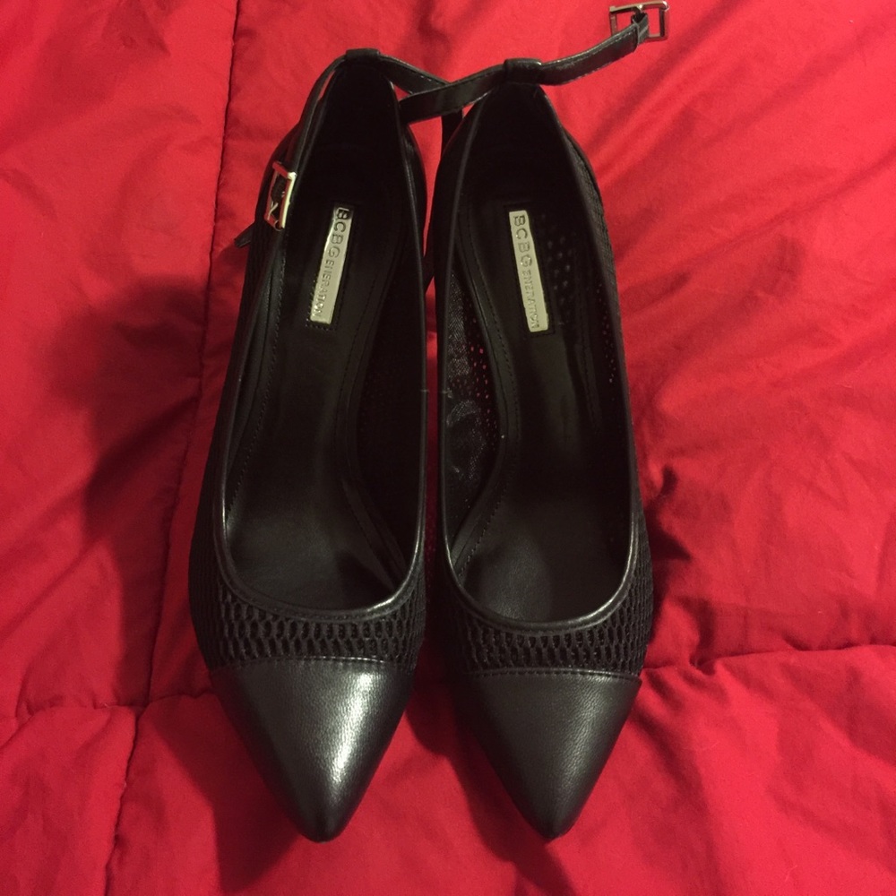 BCBG HIGH HEEL SHOES
