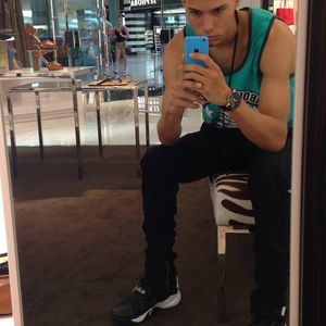 Meet your Posher, Samuel