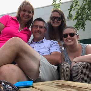 Meet your Posher, Carrie