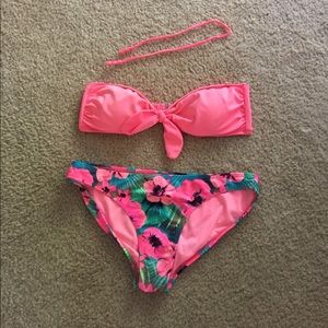 Super cute floral bikini set
