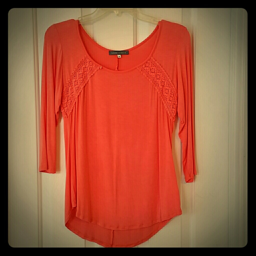 Cute peach top with lace detail