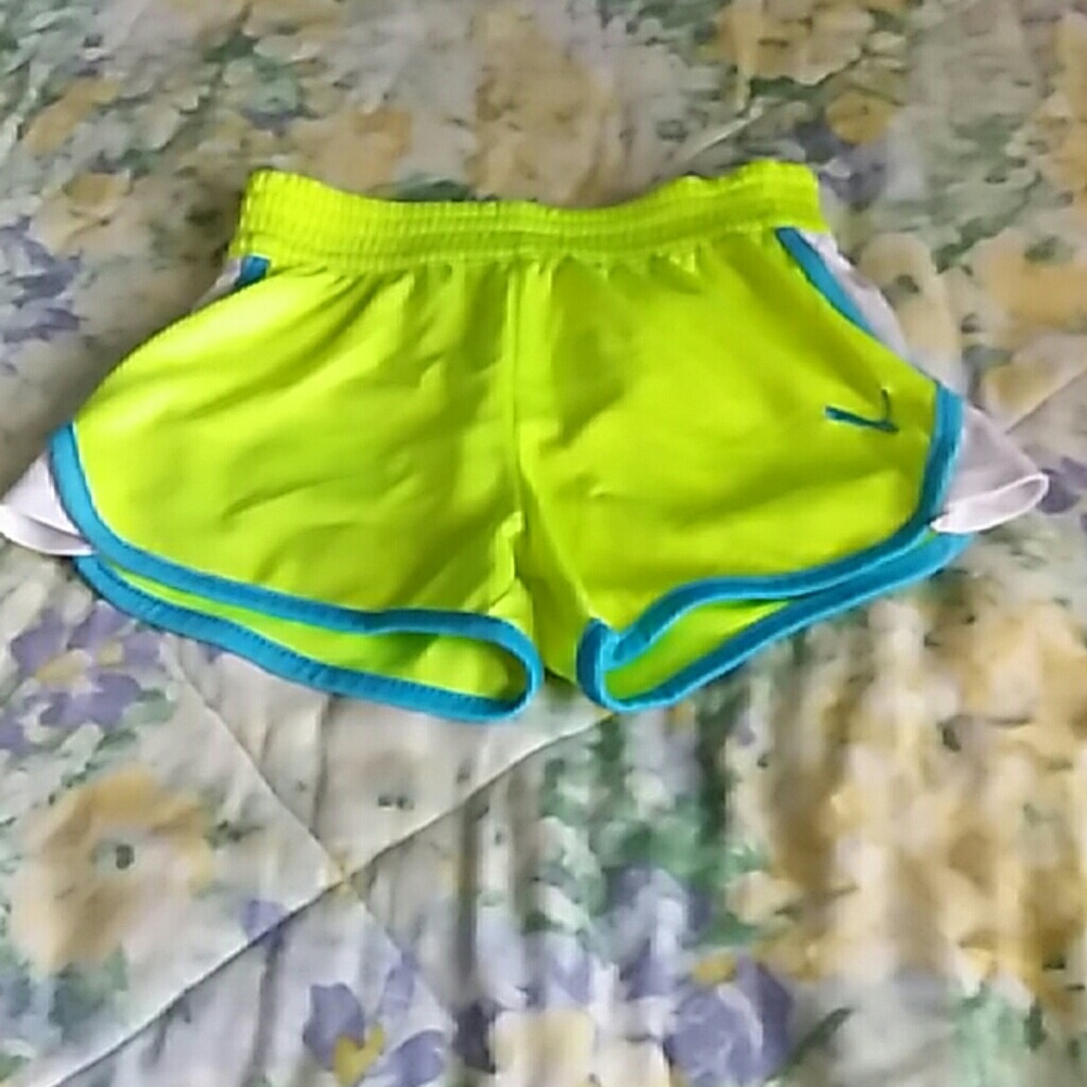 Sporty short