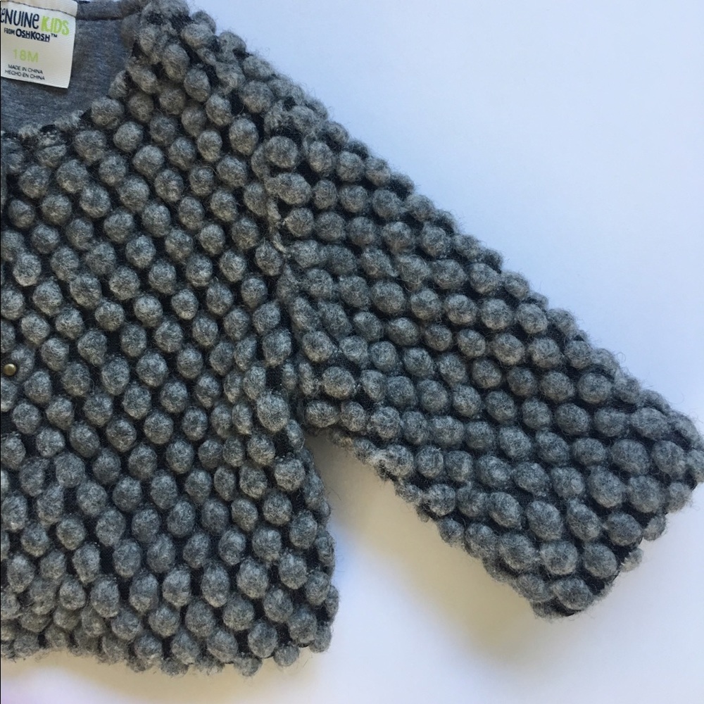 Genuine Kids Cape - Picture 2 of 6