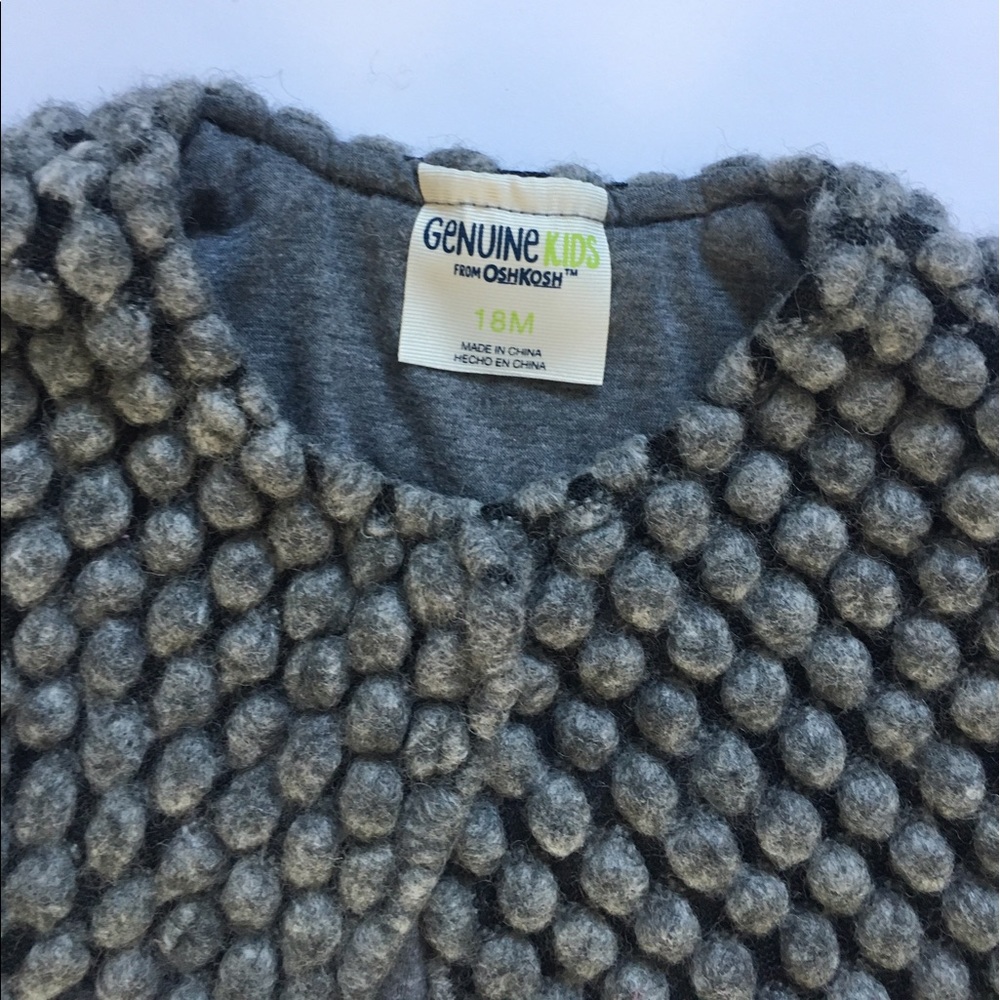 Genuine Kids Cape - Picture 3 of 6