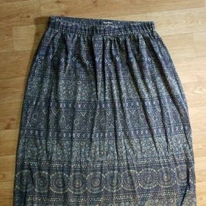Adorable and Comfy Maxi Skirt
