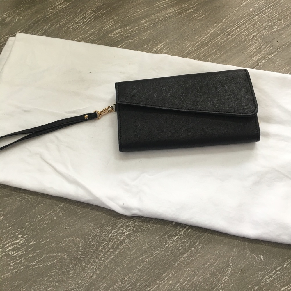 Sondra Roberts Squared black wristlet