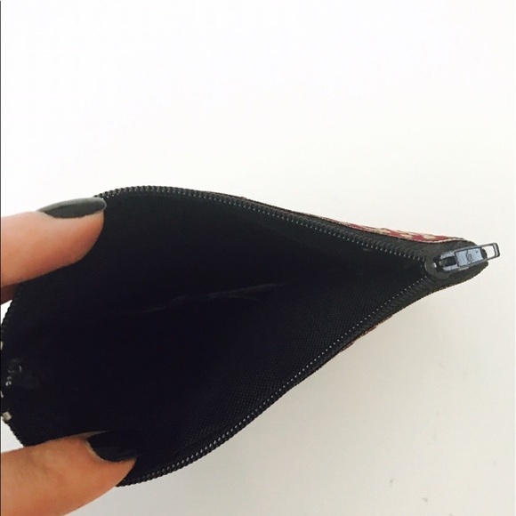 Red Elephant & Flower Thai Clutch - Picture 3 of 3