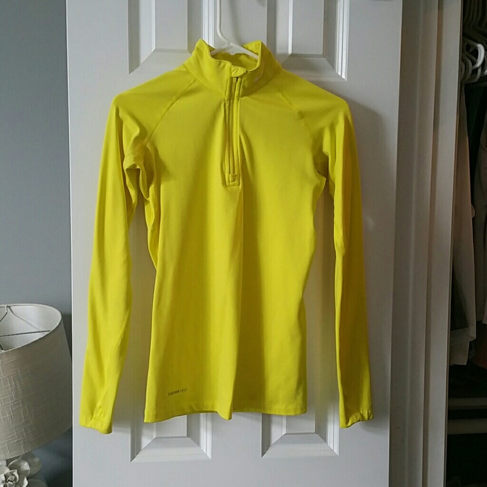 3 FOR $15 Nike yellow pullover