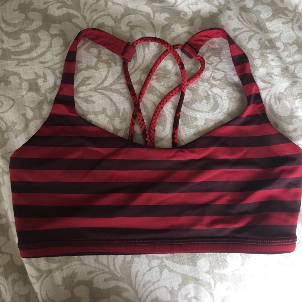 Lululemon sport bra red/vine color