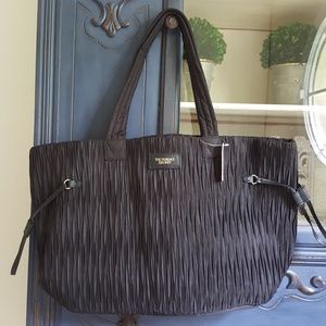 Victoria's Secret Weekender bag