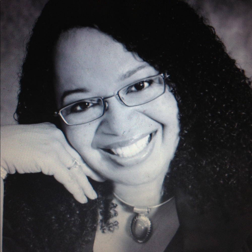 Meet your Posher, Sharon