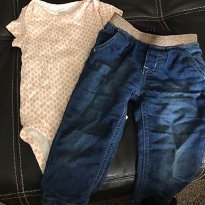 Girl 2pc top/pants set - 9-12 months