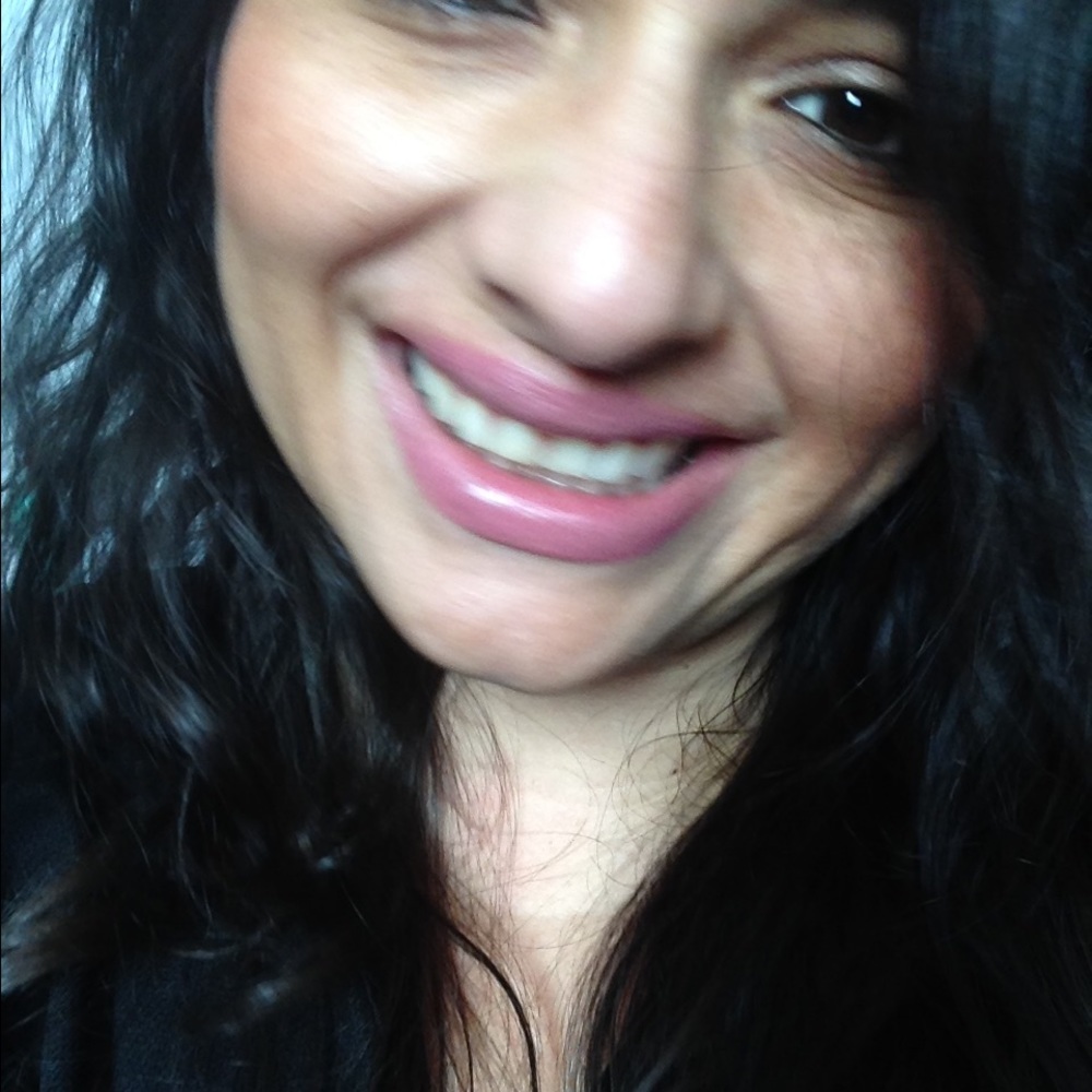 Meet your Posher, Miriam