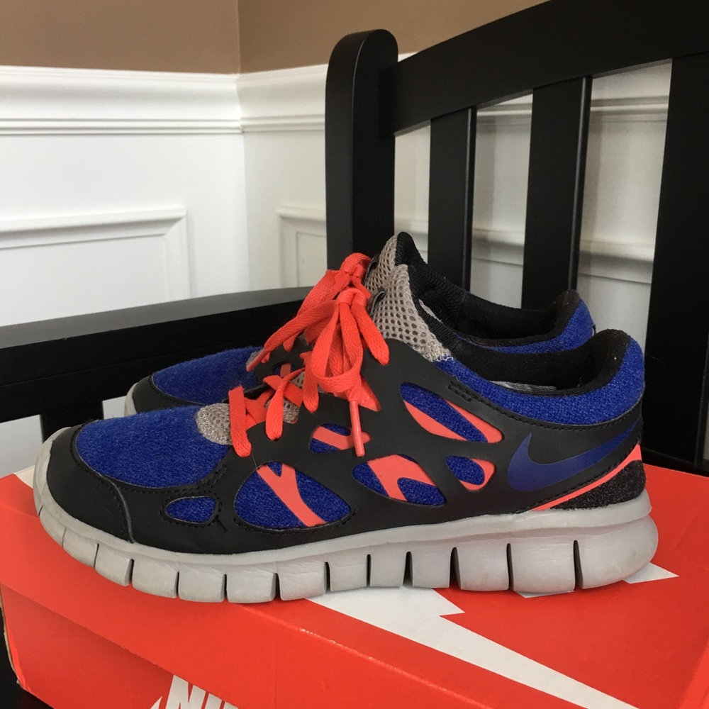 Nike running sneakers MAKE OFFER🎈👟🎉💸