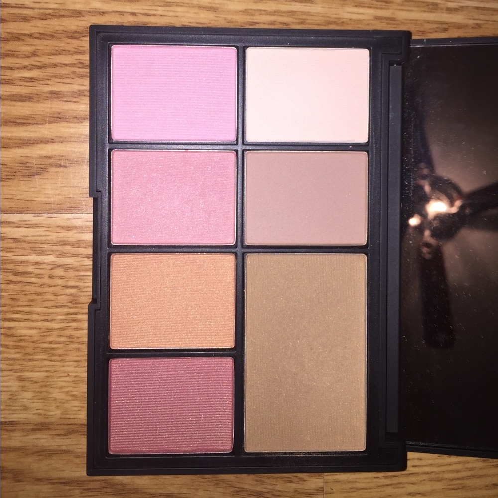 Nars One Shocking Moment Cheek Studio Palette