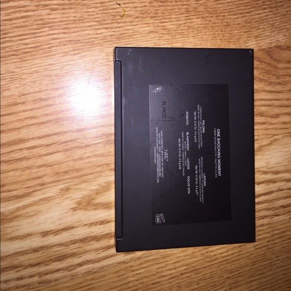 Nars One Shocking Moment Cheek Studio Palette - Picture 3 of 3