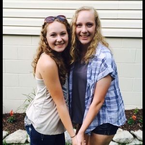 Meet your Posher, Angela