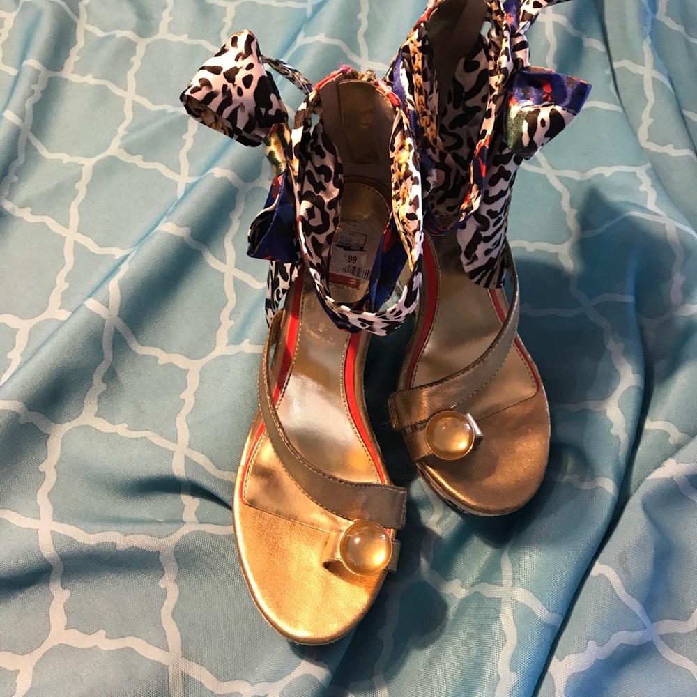Floral wedge👡