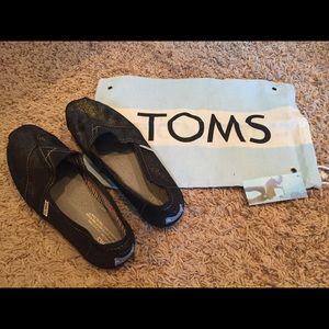 Toms Size 9 women's shoes Black w gold sheen