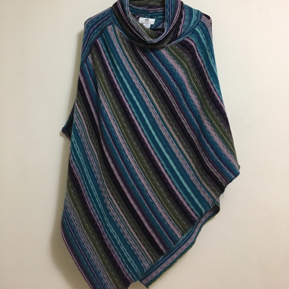 Warm Big Buddha pancho