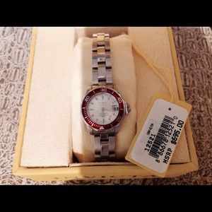 Invicta Women's diver watch