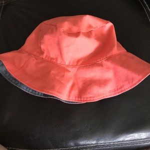 Cute baby girl pool/beach hat - 18-24 months