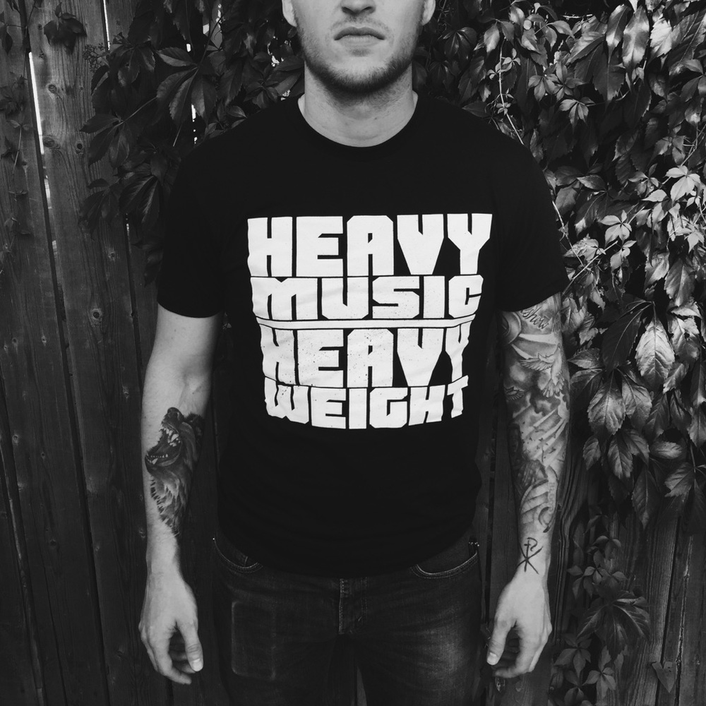 Heavy Music, Heavy Weight - Graphic T-Shirt 💪🏽 L