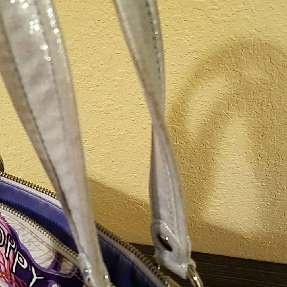 Tote - Picture 7 of 8