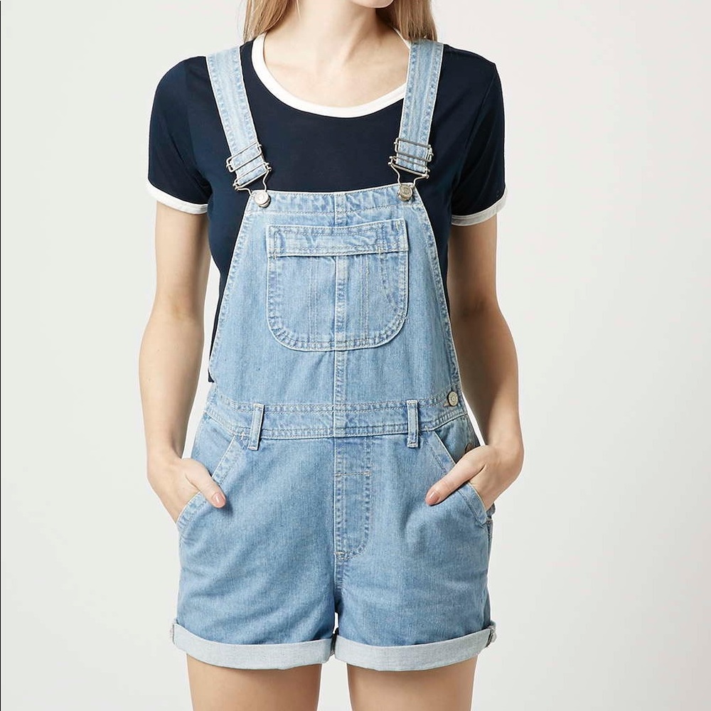 Topshop Moto denim short overalls!