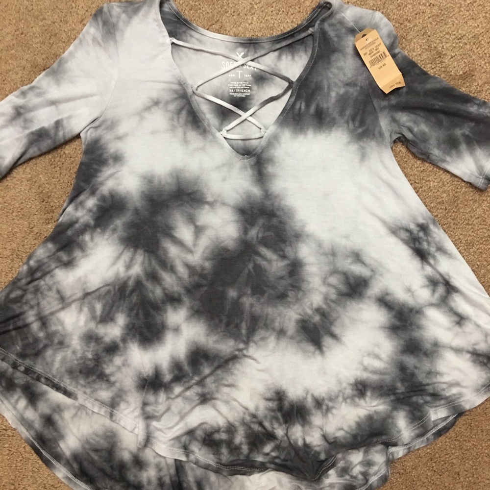 AE flowy top