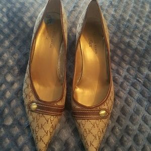 Women's heel
