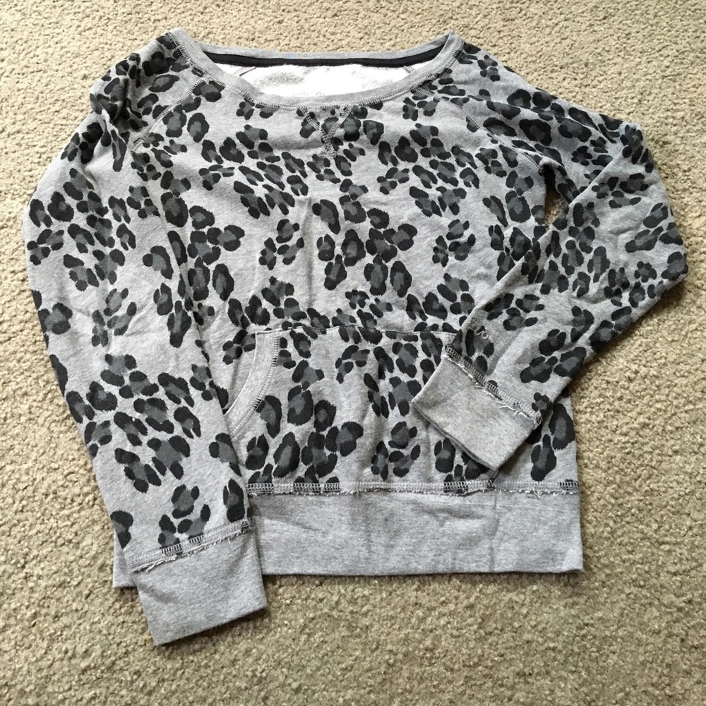 Cheetah Print Crew Neck Sweatshirt