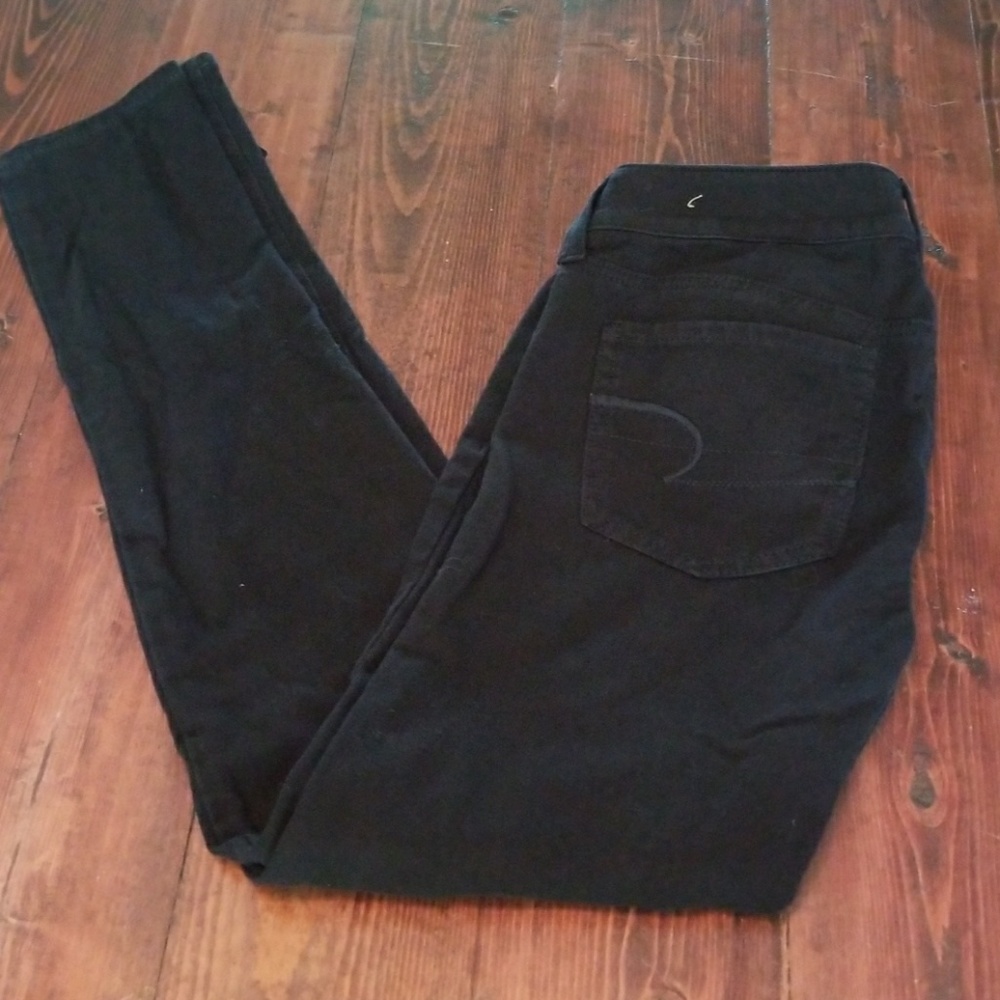 American eagle black super stretch jeggings
