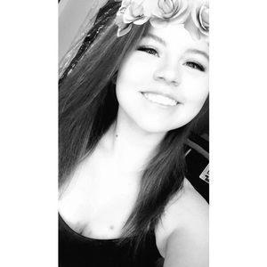 Meet your Posher, Hailey