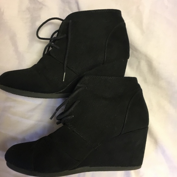 Booties!! - Picture 2 of 5