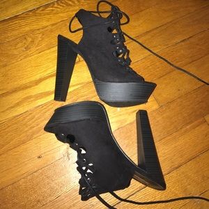 Never worn before. Just sitting in my house