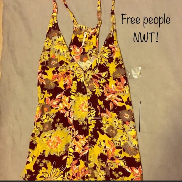 NWT FREE PEOPLE flowing tank - Picture 1 of 6