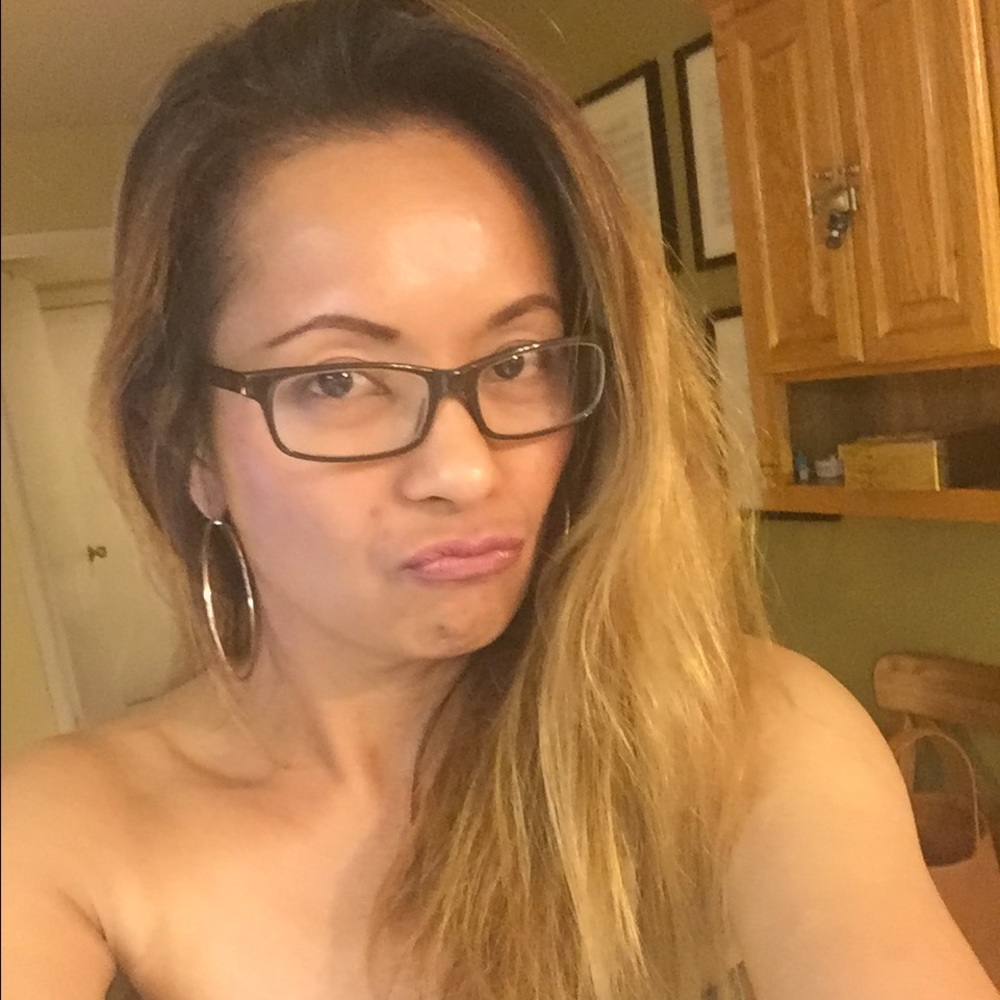 Meet your Posher, Clariza