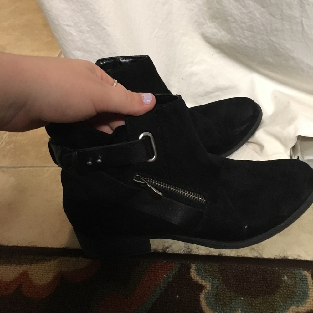 Cute booties!