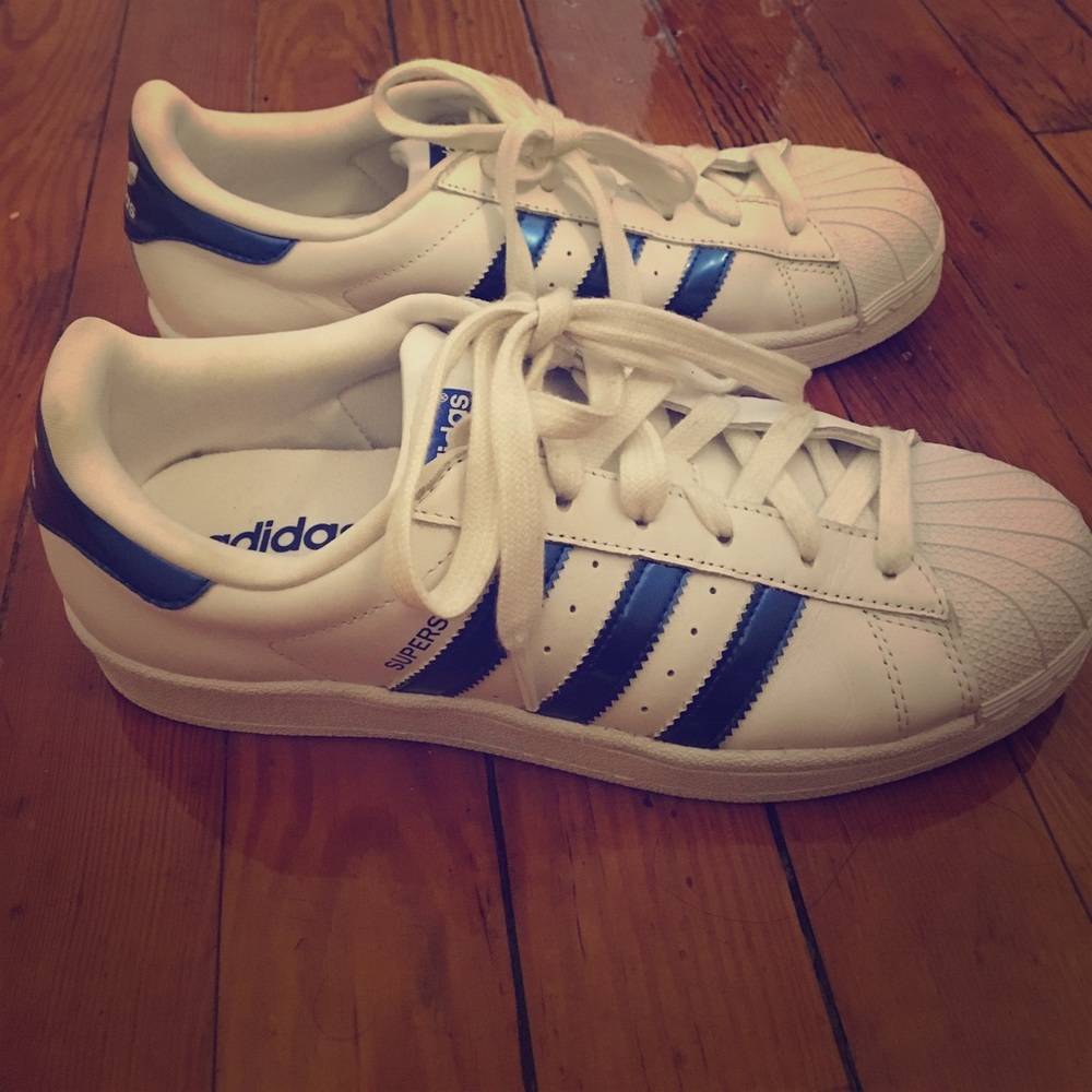 Adidas Superstar Sneakers