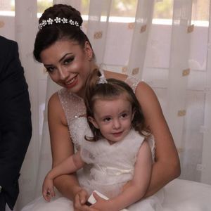 Meet your Posher, Anisa