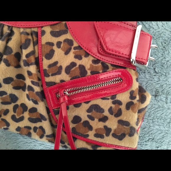Leopard print and faux leather purse - Picture 3 of 7