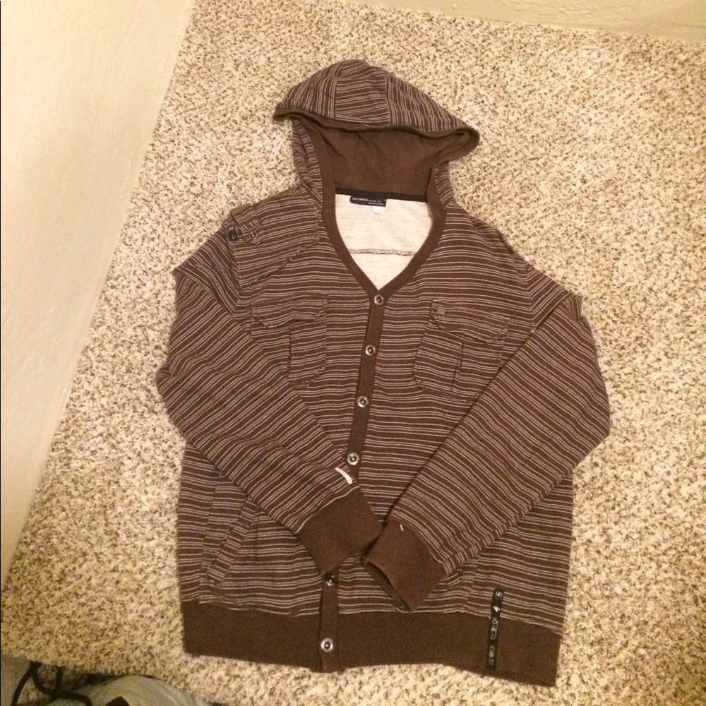 Cardigan sweater