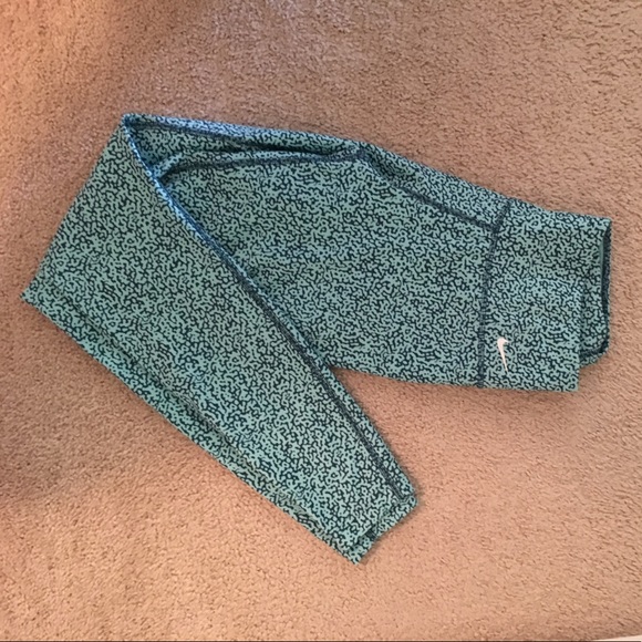 Nike Dri Fit Turquoise Printed Leggings - Picture 1 of 4