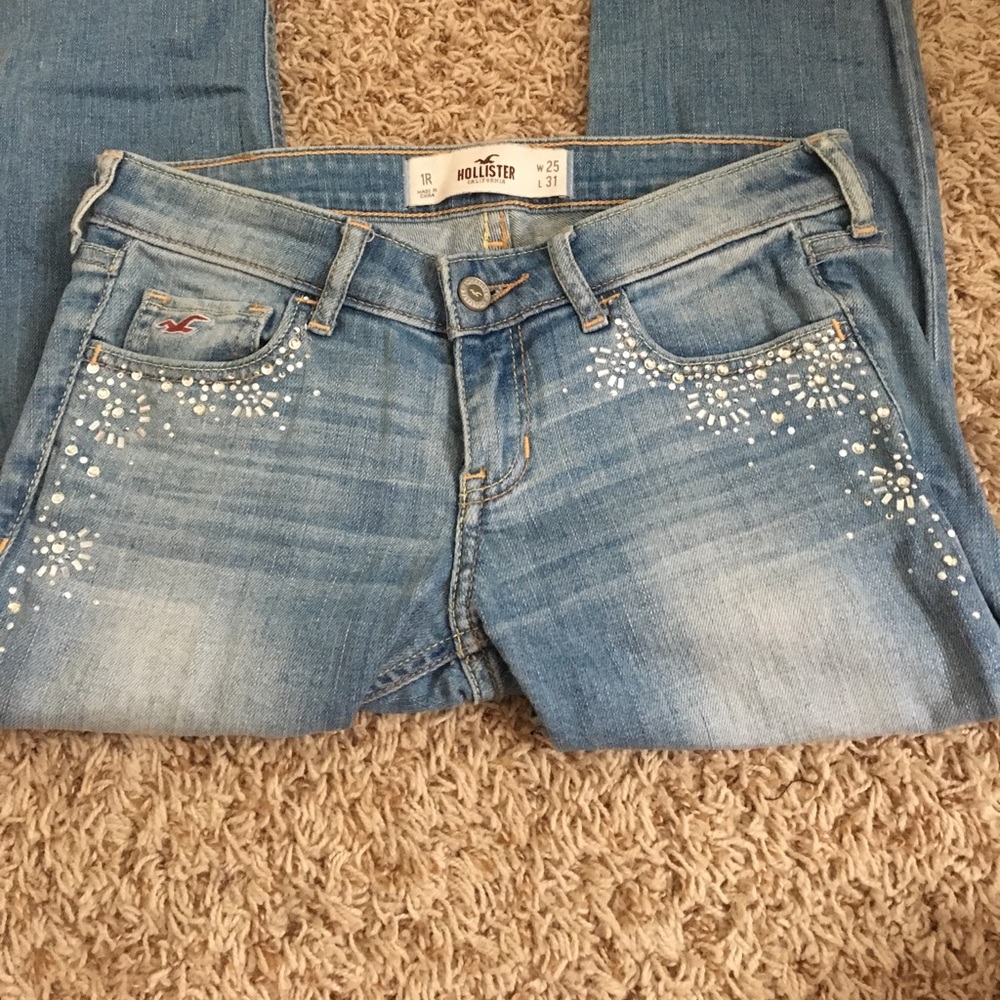💖 Rhinestone Hollister Jeans