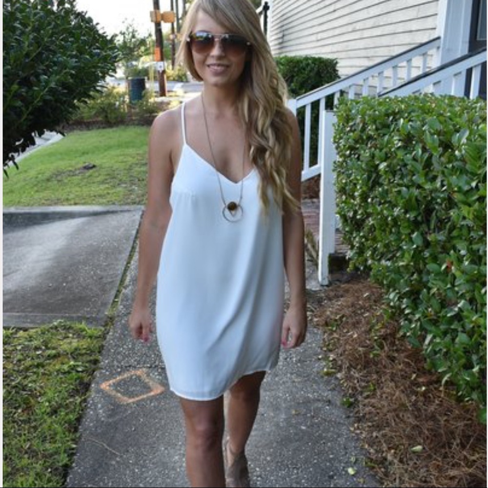 White slip dress - Picture 3 of 4