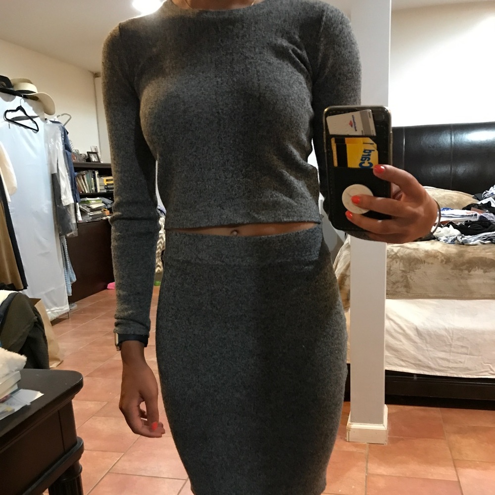 Gray skirt set