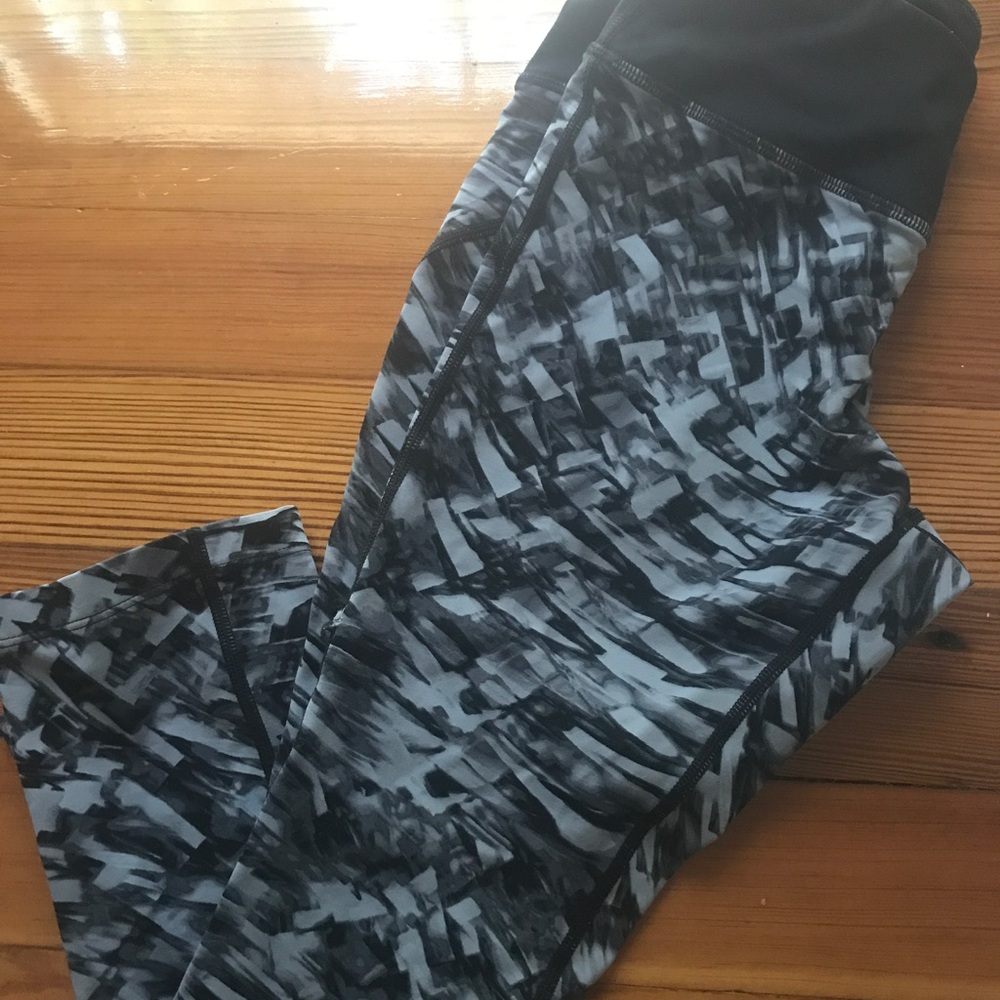 Nike Dri-fit Cropped Leggings