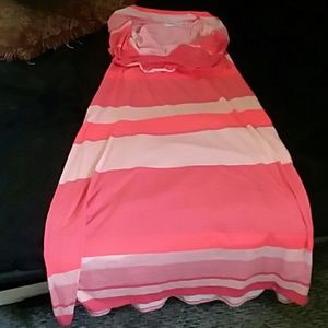 Slim sized fitting dress